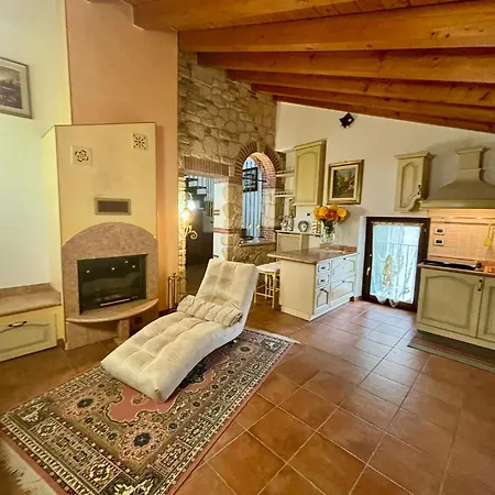 Apartment Borgo Fior Di Vite